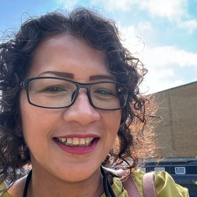 Mother. Wife. Teacher of Maths.Strong believer in education. Life long learning - everyday is an opportunity. All views my own.
