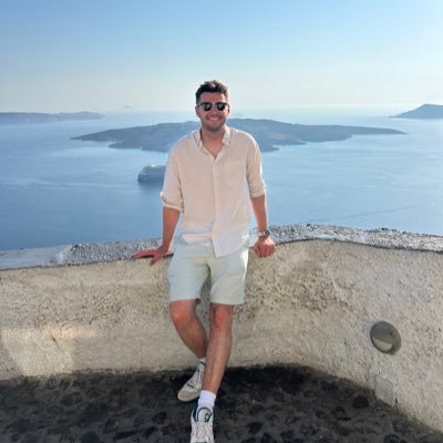 TomFessey's profile picture. #avfc