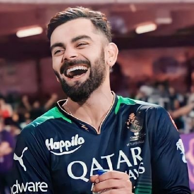 IDOLO = virat kohli , sidharth shukla