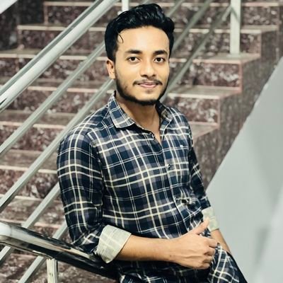 Abdulmomin48085's profile picture. 