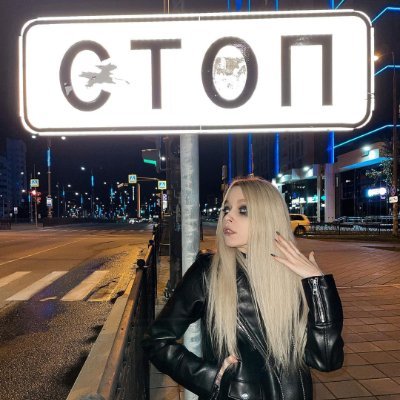 Angelochekpoly's profile picture. K she/he/they