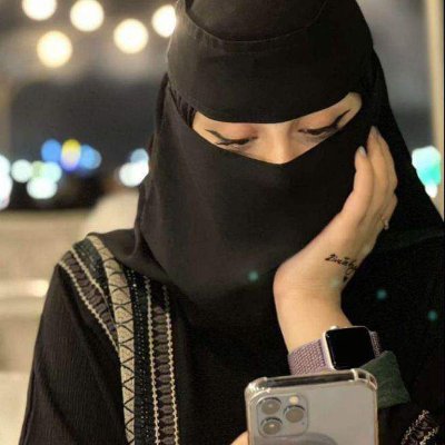 متخصصة في إدارة الأعمال، مستشارة ومدربة مهنيين، بخبرة في تطوير الاستراتيجيات وتحسين الأداء المؤسسي. امتلك مهارات قيادية قوية وقدرة على تحقيق النمو المستدام.