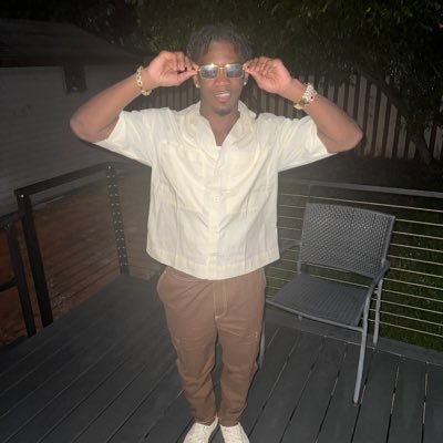 Maikux2's profile picture. Just your average lost soul. Welcome to the chaos.