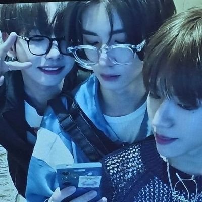 hakajsaksja's profile picture. 🎧ˊ˗
