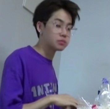 GD CL MINO BOBBY HYUNSUK PABLO TOP T10 SB19
----SLOW UPDATE----