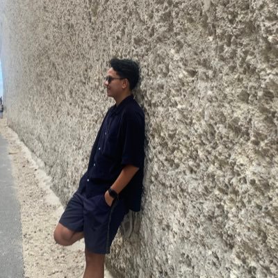 @RandraAlgifary | Platform berkeluh kesah. Tapi sering ngomongin film, musik, olahraga dan politik.