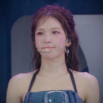 waniyea's profile picture. wendy is the genre | she/her