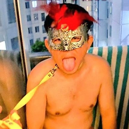 tonilee2502's profile picture. backup @ToniLee_aja ,.
whatapp number by request 
Helppp..need money🥹