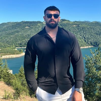 demhatgumuss's profile picture. 