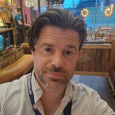Essex Boy Italian | #Firefighter | Trade Unionist | @fbunational National Officer | Gooner | Ex Boxer | #OraESempreResistenza #JoinAUnion