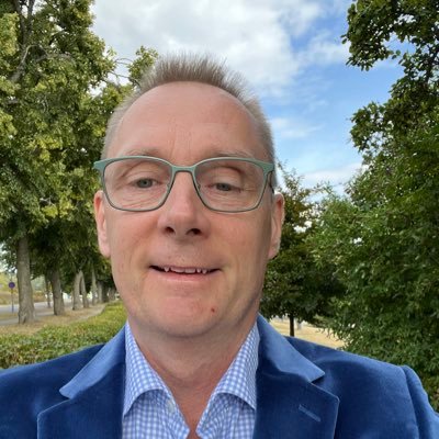 HenrikWingfors's profile picture. Deckarförfattare. 😎