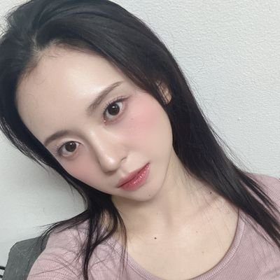 mashiro's fan 오늘도 행복행✨️🤍 しろちゃん好き🤍 #마시로 #MASHIRO #舞白 #ましろ #시로짱봐줘
Pic/Video : HIGHLIGHT