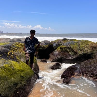 yvj_7's profile picture. Data Engineer | tweets and re - tweets