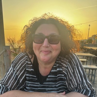 Freelance PR Consultant in Arts and Culture. Lover of life. Is it Pimms O'clock? Proud Glaswegian. Was an Adopted Manc. Now happily dwelling by the sea.