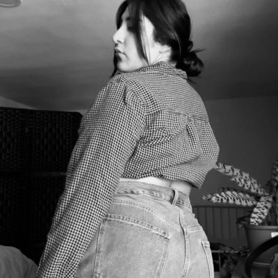 m_castillo41's profile picture. sagittarius 😈. 28