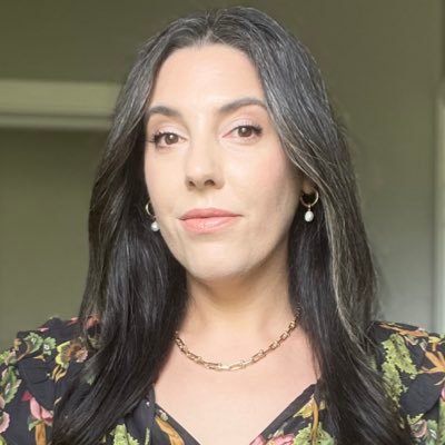 Personal account with no affiliation to a business, brand or organization.
