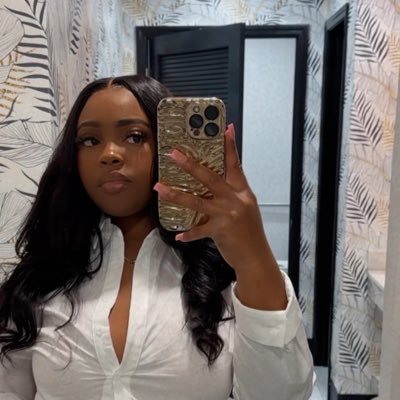 ℛ. ✨ southeastern 21 alumna. 🦁 | BSW 🎓. LSU 🐅 | MSW … new page | new start. 🦋