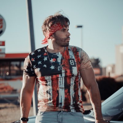 BaroliLuigi's profile picture. Filmmaker, cinegrafista, editor  artista 3D