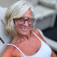 Linda Conroy (@lc57lady4) 's Twitter Profile