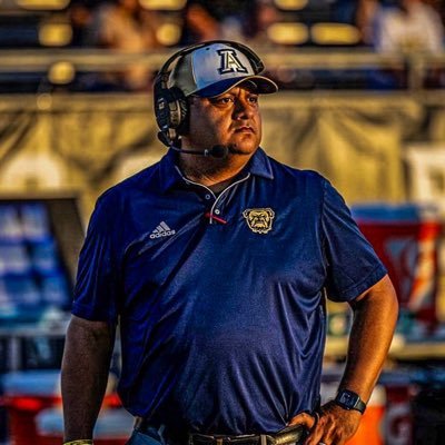 Jess’s Hubby, Emma Sofia's Daddy—— Athletic Coord./Head Football Coach at The John B. Alexander H.S. —M.ED-Sport Administration #BuildingChampions #BITE🐾🦴🐾