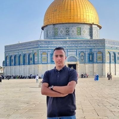 فلسطيني - الضفة الغربية - مخيم العروب شمال الخليل 
إعلامي 🎥🎙🎬📸 
https://t.co/cmCMPjmJ7h
