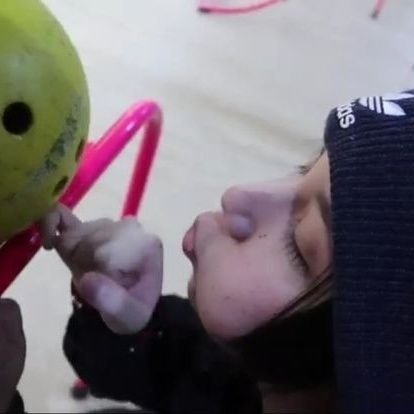 ra4eny_i's profile picture. 🩷me da wewencha interactuar, yo puro rt
perdón