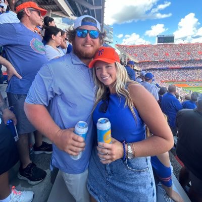Cliffyyyz's profile picture. Gators Browns Dodgers Lebron  Stocks only go up