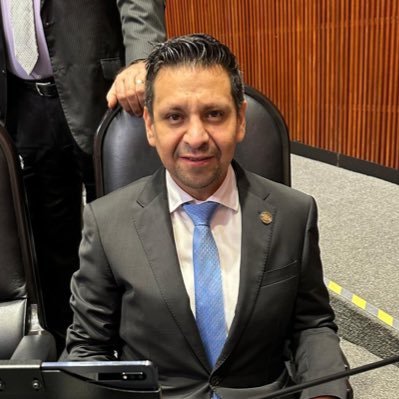 Orgulloso Papá y Esposo • Diputado Federal del PAN en la 66 Legislatura • Consejero Nacional de @AccionNacional • Maestro y Doctorante en Responsabilidad Social