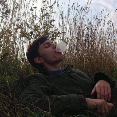 liusw10's profile picture. 