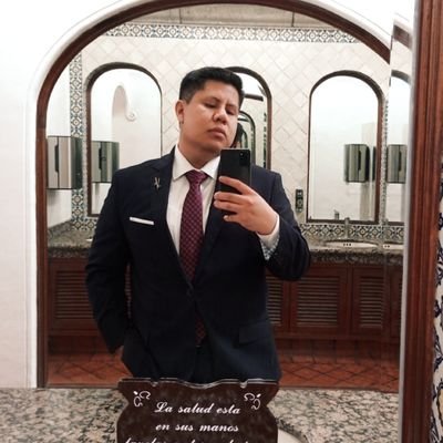 serghdezx's profile picture. Economista, Escorpio y Engreído / 🐱 5SOS