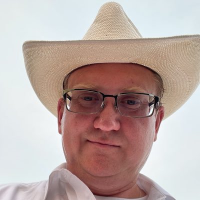 johnihs's profile picture. 