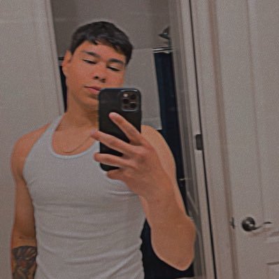 Uhypebeastlame's profile picture. 