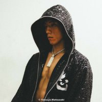 小出龍哉 (@uverworld_ryuya) 's Twitter Profile