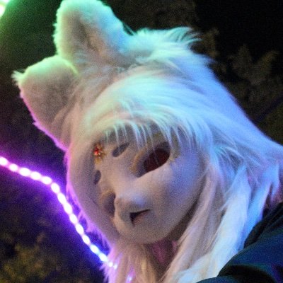 Filmmaker, Director, DJ, Fashion Model, and Kigurumi, from Bay Area | 21 yrs 🏳️🌈 | Minors DNI 🔞 under appreciated artist