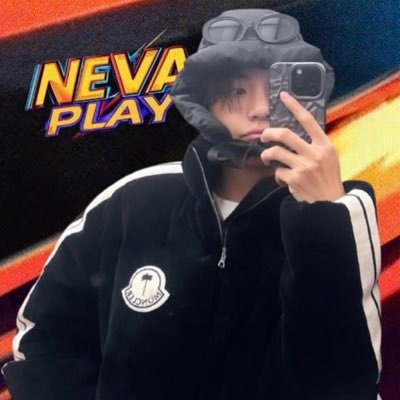 kxpxcxix's profile picture. 21