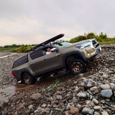 turikiti_osg's profile picture. 多趣味な独身貴族アラサー！ 人生100年時代、1度きりの人生楽しくやろうぜ！！ #お酒 #ダーツ #バスフィッシング #ゴルフ #キャンプ #ハイラックス