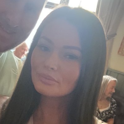 h50199's profile picture. life does not have to be perfect to be wonderful 💗