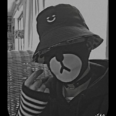 LocalFembo27142's profile picture. Femboy boi / Prague / 17 yr / Quite cute :3 / IN RELATIONSHIP