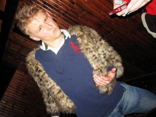 Alex_gets_sluts's profile picture. Dancing on top of shit & express cardigans. Cash, cadillacs, owning, gaming. 
Sluts.