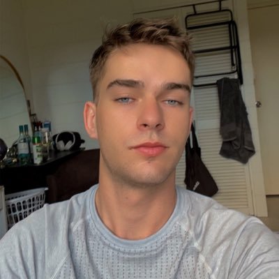 thebarbzau's profile picture. your worst nightmare 🎟️