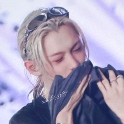 すー40↑ ØMI✬︎ONEOKROCK ✬︎SKZ ✬︎ 推し活と共に楽しい日々を送らせてもらってます✧︎インスタフォローお気軽に¨̮♡︎