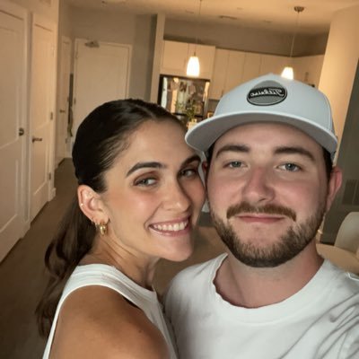 SamzieNA's profile picture. Lamping on Twitch @SamzieNA