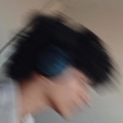 vourxee's profile picture. 