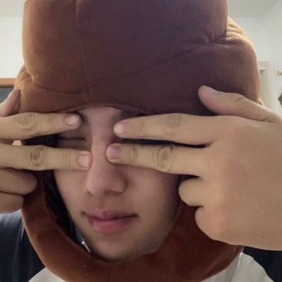 henyibaili's profile picture. 微信 bailihengyi , 防丢失号 @Hilsonn_