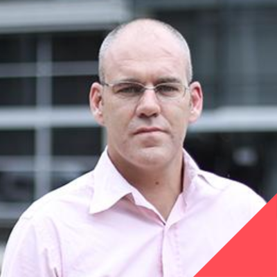 The Insideman: Digital architect. Seasoned strategist and expert for navigating the evolving tech frontier.