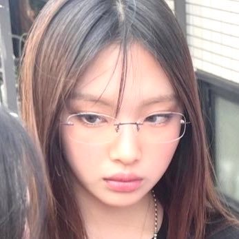 congguksi's profile picture. 뉴진스를 선택한 일 후회🙅‍♀️