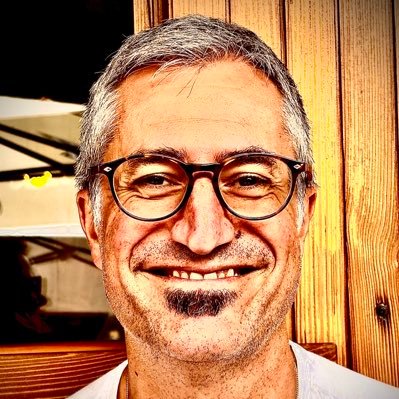(Libero) professionista che ama cibo, vino e vecchia signora