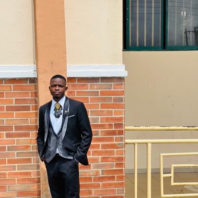 Toptech5419's profile picture. 🚀 Tech enthusiast | Startup founder | Innovator | AI advocate | Lifelong learner | entrepreneur | #TechBro