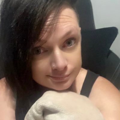 32 y/o Rich Bratt | only fans access | start paying piglets ! Beem it @meggoddess01