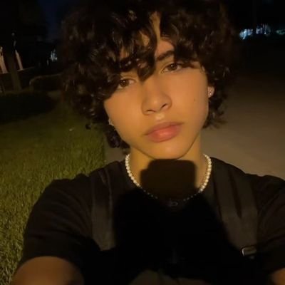 Alenna_ee's profile picture. if u got pics I'm right here